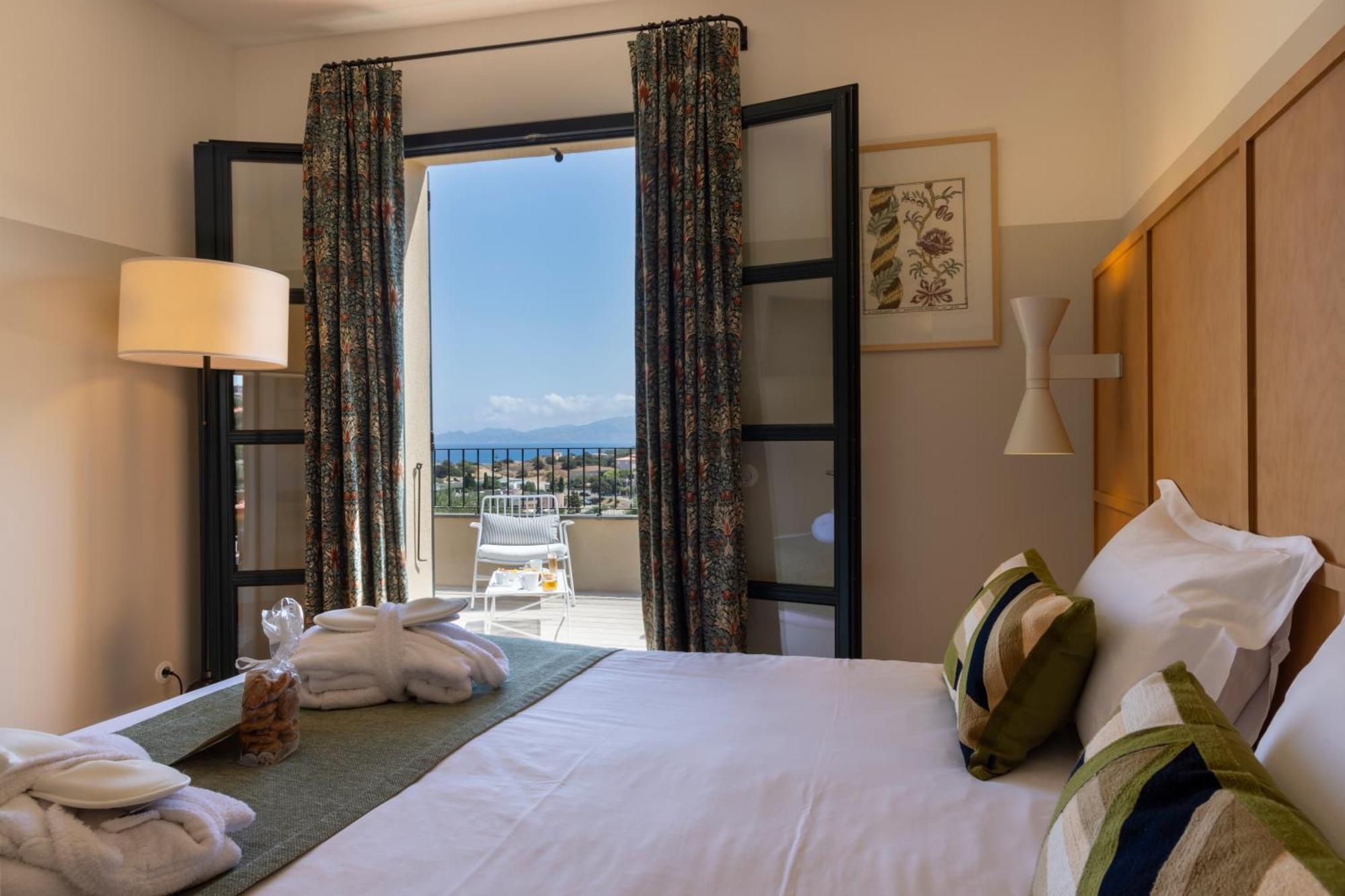 Prestige Room